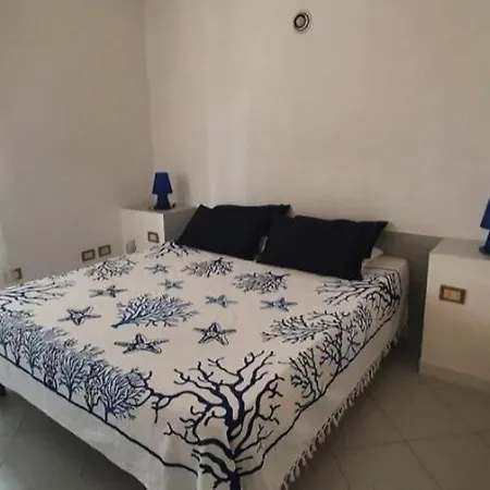 Roccette Aquazzurre Three-family With Jacuzzi *
