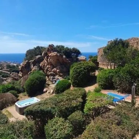 Roccette Aquazzurre Three-family With Jacuzzi * Costa Paradiso
