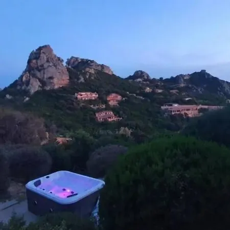 Apartment Roccette Aquazzurre Three-family With Jacuzzi Costa Paradiso