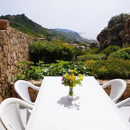 Roccette Aquazzurre Three-family With Jacuzzi * Costa Paradiso