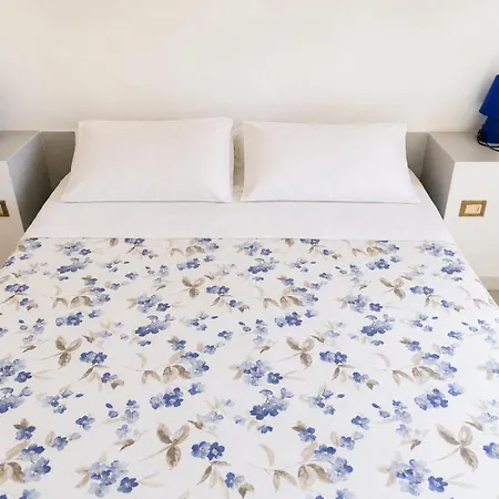 Roccette Aquazzurre Three-family With Jacuzzi Apartment *