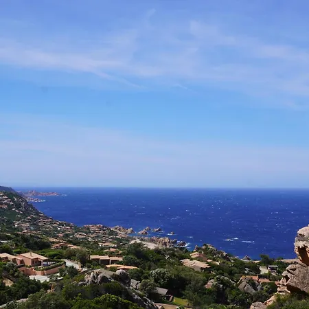 Roccette Aquazzurre Three-family With Jacuzzi Costa Paradiso