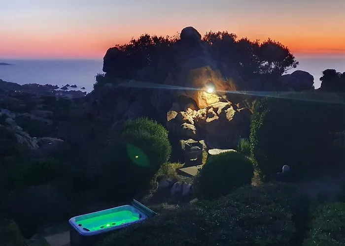 Roccette Aquazzurre Three-family With Jacuzzi