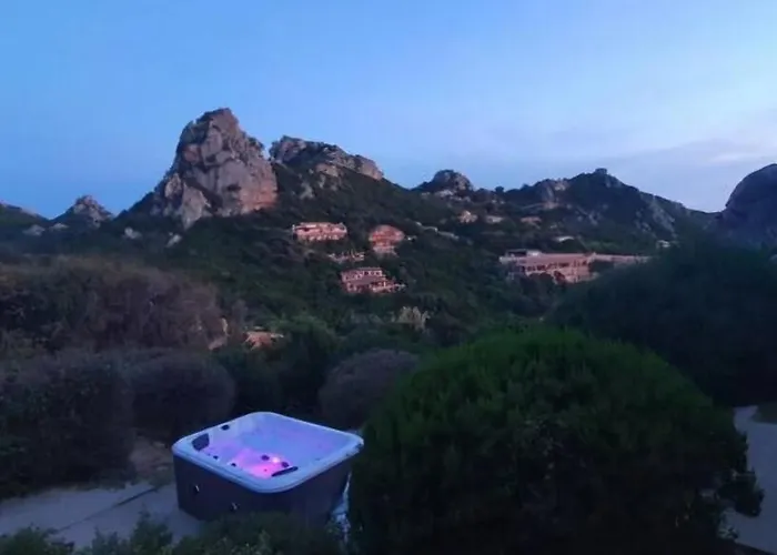 Apartament Roccette Aquazzurre Three-family With Jacuzzi Costa Paradiso