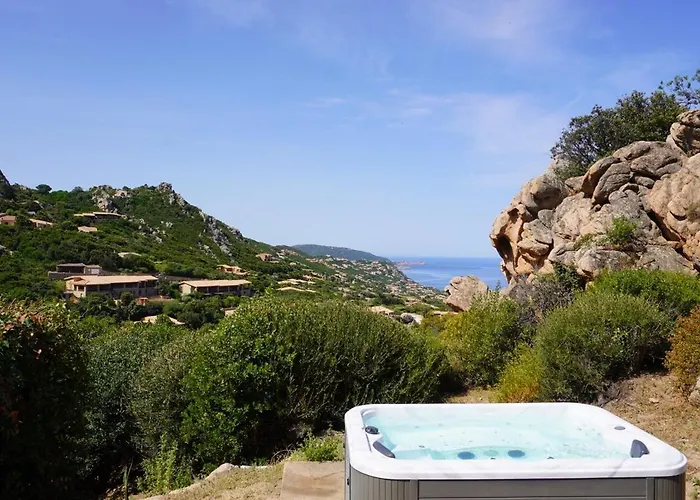 Roccette Aquazzurre Three-family With Jacuzzi * Costa Paradiso
