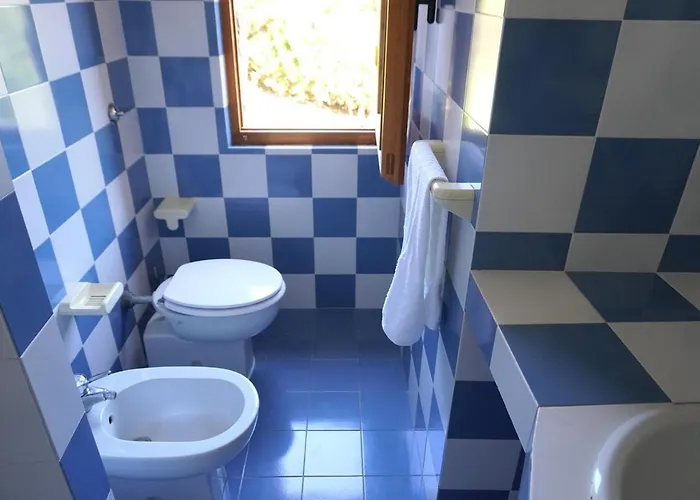 Roccette Aquazzurre Three-family With Jacuzzi * Costa Paradiso
